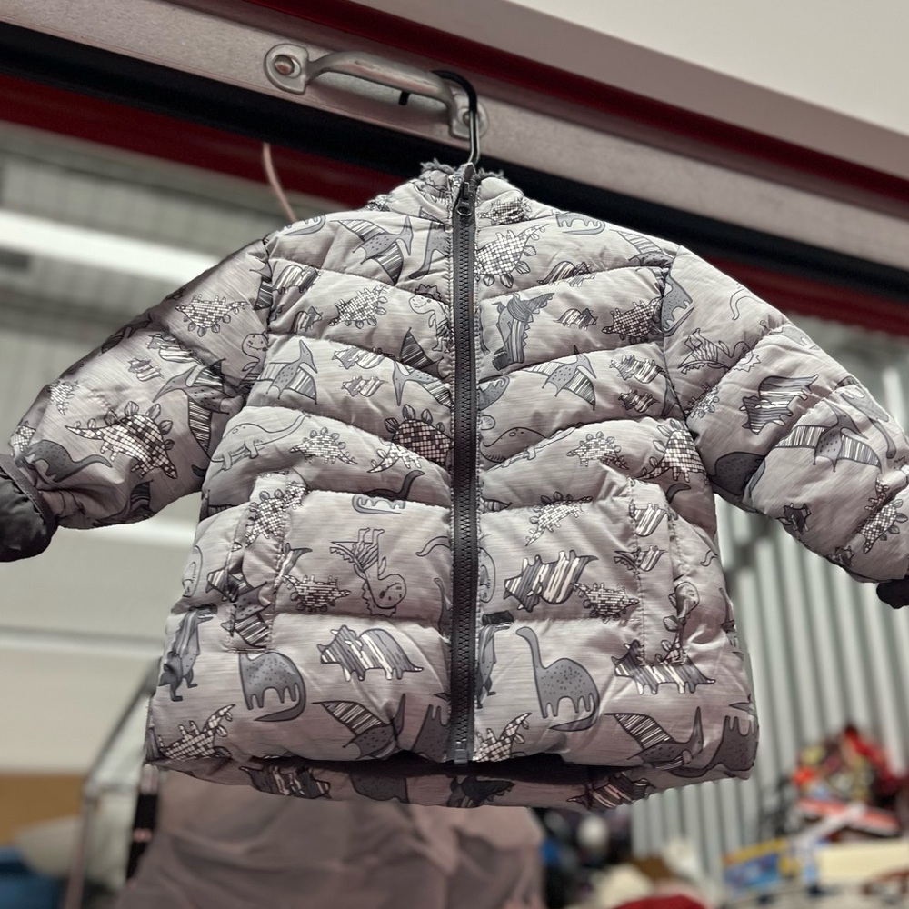Like New Multi-Dinosaur Toddler Swiss Tech Puffer Coat in Grey 18 Months 🩶🦕